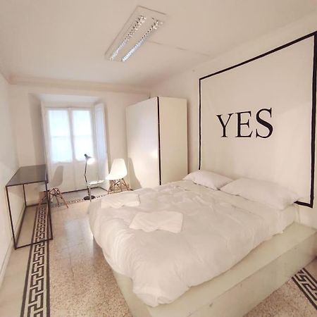 Bel Appartement Dans Le Centre De Милано Екстериор снимка