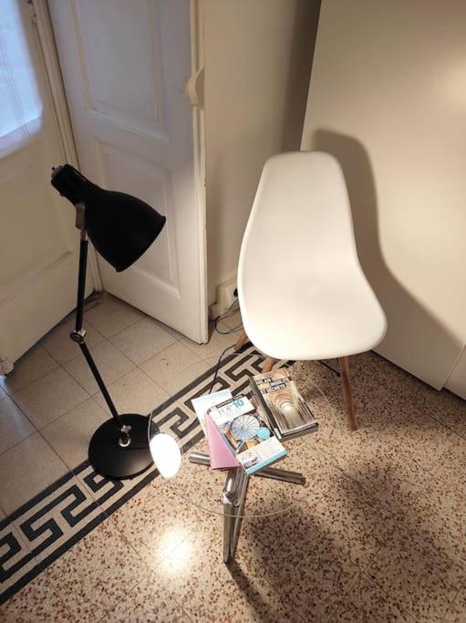 Bel Appartement Dans Le Centre De Милано Екстериор снимка